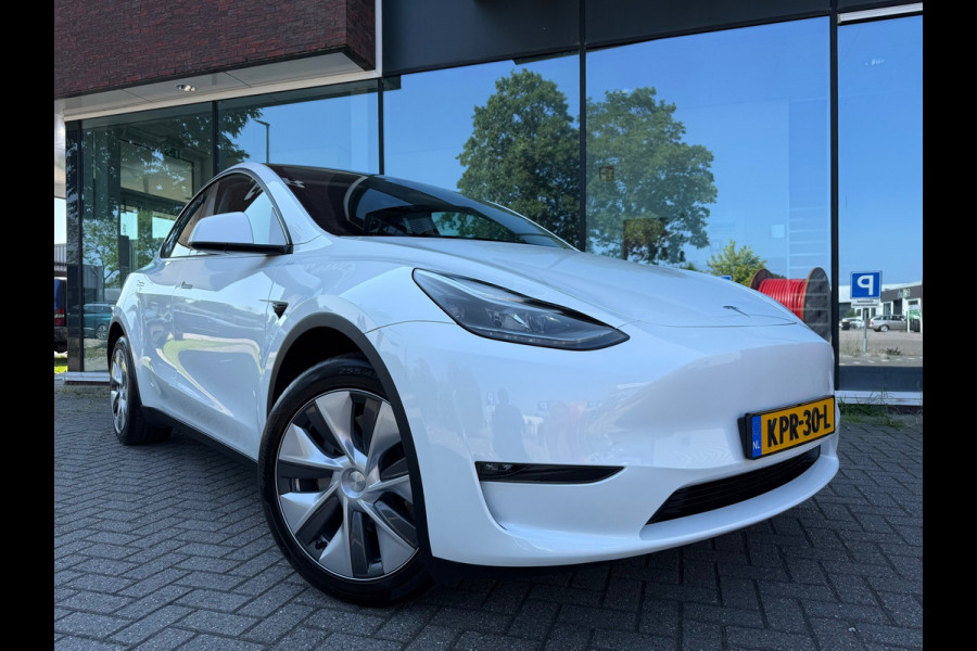 Tesla Model Y Long Range AWD 75 kWh - Automaat - Panoramadak - Navi - Parkeerhulp