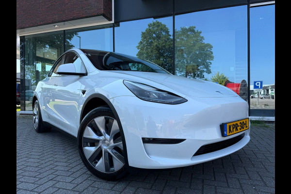 Tesla Model Y Long Range AWD 75 kWh - Automaat - Panoramadak - Navi - Parkeerhulp