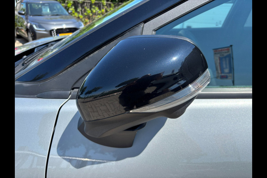 Ford Puma 1.0 EcoBoost Hybrid Titanium CAMERA / ACC / PDC / NAVI / WINTERPACK / WARNINGSYSTEM / LED / DODEHOEKSENSOREN / TWO-TONE