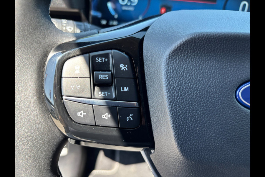 Ford Puma 1.0 EcoBoost Hybrid Titanium CAMERA / ACC / PDC / NAVI / WINTERPACK / WARNINGSYSTEM / LED / DODEHOEKSENSOREN / TWO-TONE