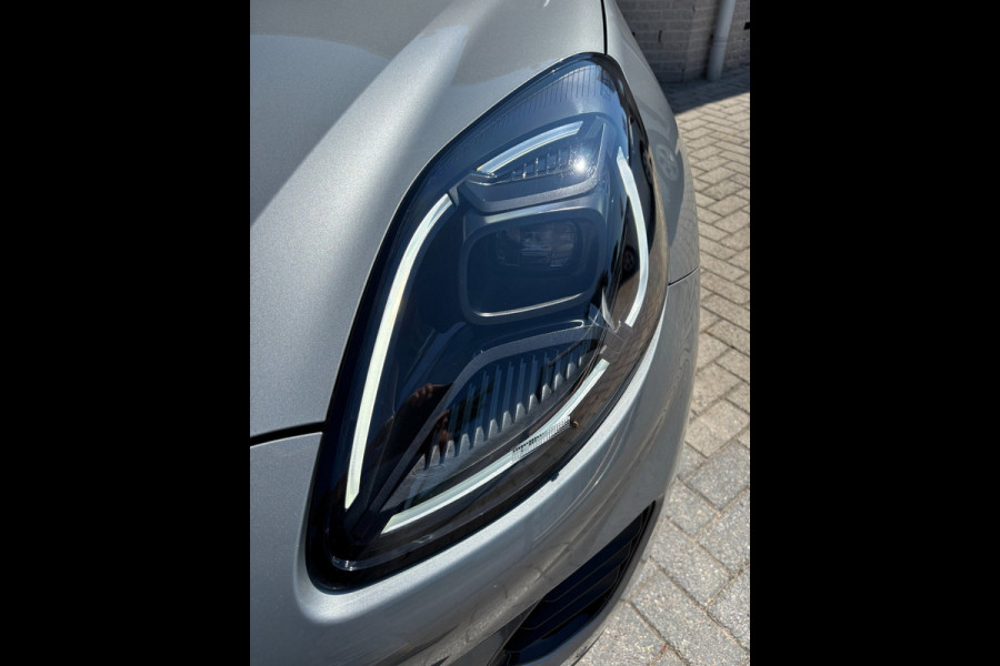 Ford Puma 1.0 EcoBoost Hybrid Titanium CAMERA / ACC / PDC / NAVI / WINTERPACK / WARNINGSYSTEM / LED / DODEHOEKSENSOREN / TWO-TONE