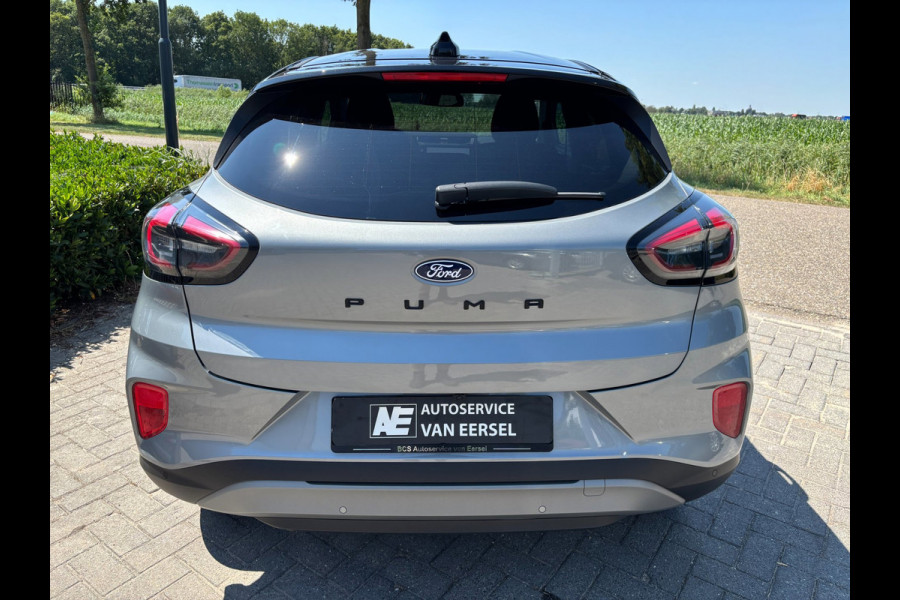 Ford Puma 1.0 EcoBoost Hybrid Titanium CAMERA / ACC / PDC / NAVI / WINTERPACK / WARNINGSYSTEM / LED / DODEHOEKSENSOREN / TWO-TONE