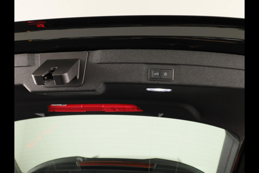 Audi A5 Avant S edition e-hybrid 299 pk | Trekhaak, elektr. wegklapbaar | Techniekpakket | Ledkoplampen plus | Sportonderstel |
