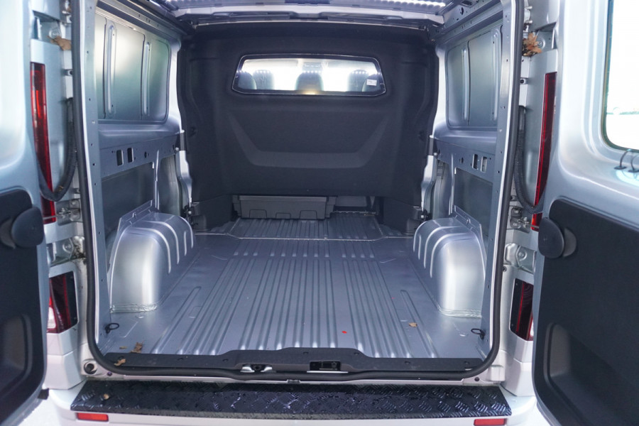 Renault Trafic 2.0 Blue dCi 170PK T29 L2H1 Extra Anniversary DC Automaat nr. V057 | Climate | Navi | Camera | Cruise | Glaslook | Trekhaak
