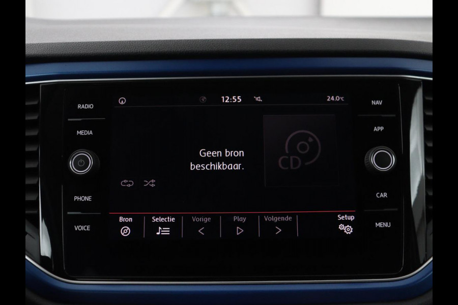 Volkswagen T-Roc 1.0 TSI Style | Trekhaak | Stoelverwarming | Parkeerhulp | Adaptive cruise | Navigatie | Bluetooth | Carplay | Climate control | Virtual cockpit