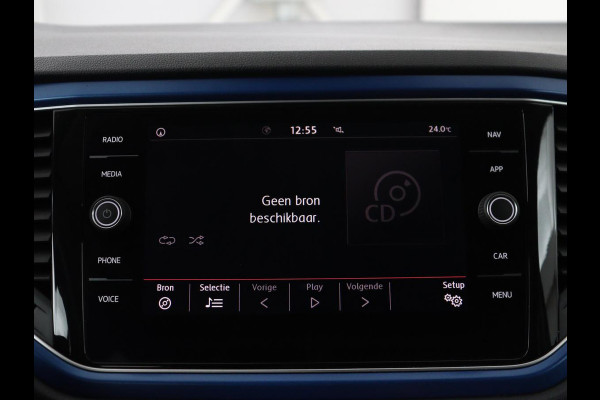 Volkswagen T-Roc 1.0 TSI Style | Trekhaak | Stoelverwarming | Parkeerhulp | Adaptive cruise | Navigatie | Bluetooth | Carplay | Climate control | Virtual cockpit