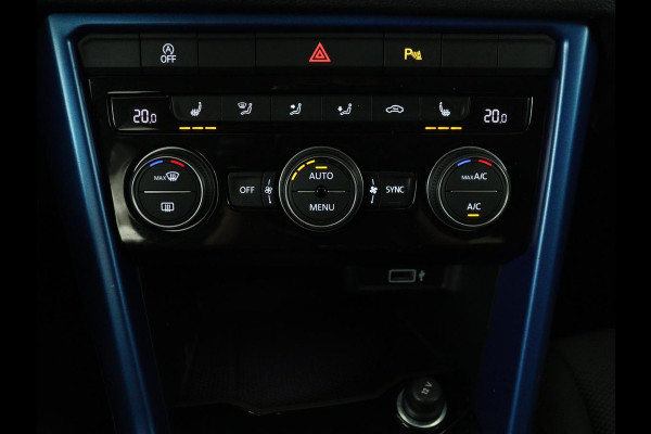 Volkswagen T-Roc 1.0 TSI Style | Trekhaak | Stoelverwarming | Parkeerhulp | Adaptive cruise | Navigatie | Bluetooth | Carplay | Climate control | Virtual cockpit