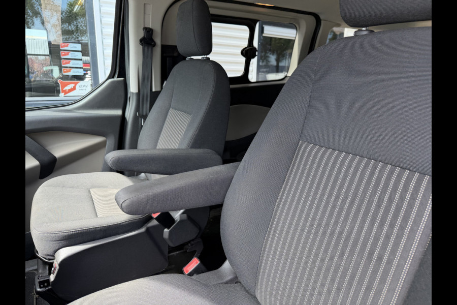 Ford Transit Custom Tourneo 310 2.0 TDCI 130pk L1H1 Titanium / vaste prijs rijklaar € 19.950 incl btw / euro 6 / zwart metallic / airco / cruise / navigatie / trekhaak / camera / isofix !