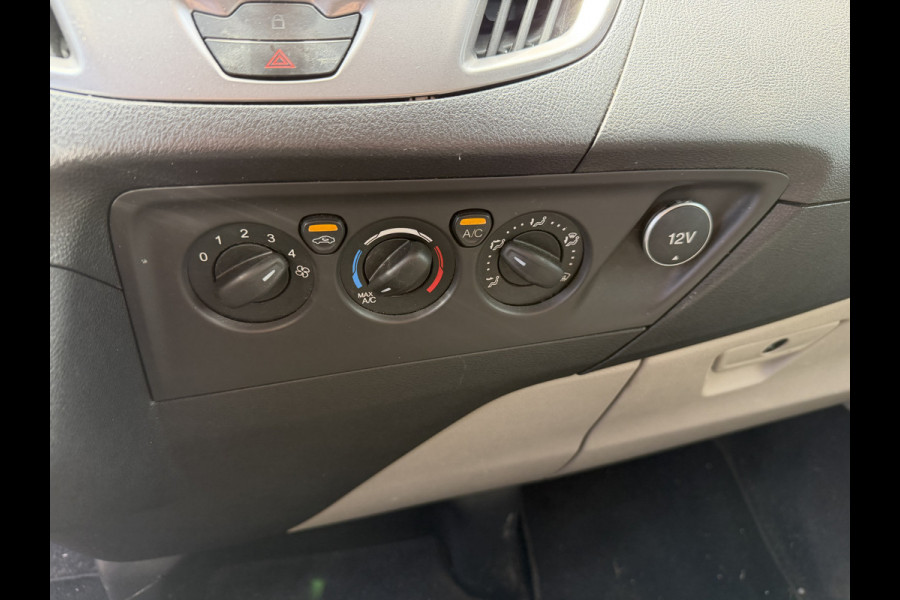 Ford Transit Custom Tourneo 310 2.0 TDCI 130pk L1H1 Titanium / vaste prijs rijklaar € 19.950 incl btw / euro 6 / zwart metallic / airco / cruise / navigatie / trekhaak / camera / isofix !