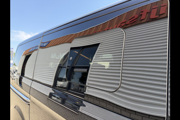 Ford Transit Custom Tourneo 310 2.0 TDCI 130pk L1H1 Titanium / vaste prijs rijklaar € 19.950 incl btw / euro 6 / zwart metallic / airco / cruise / navigatie / trekhaak / camera / isofix !