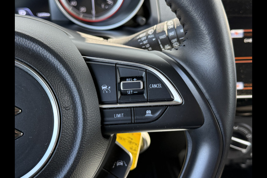Suzuki Swift 1.2 Select Smart Hybrid | CarPlay | ACC | Camera | Airco | LED