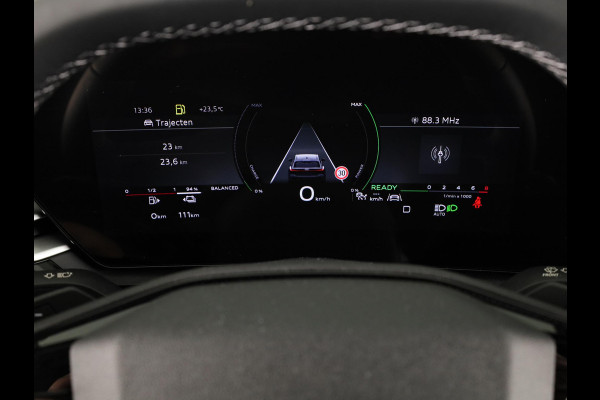 Audi A5 Avant Advanced edition e-hybrid 220 kW / 299 PK Avant 7 | Techniekpakket plus | Stoelen voor elektrisch | Geheugenpakket | Privacy glas |
