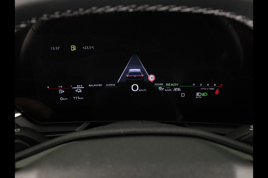 Audi A5 Avant Advanced edition e-hybrid 220 kW / 299 PK Avant 7 | Techniekpakket plus | Stoelen voor elektrisch | Geheugenpakket | Privacy glas |