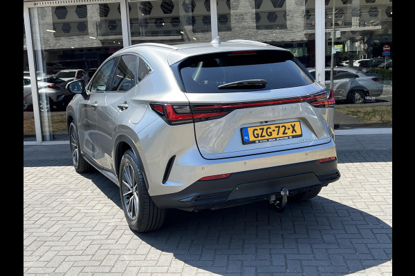 Lexus NX 450h+ AWD Luxury Line | Eerste eigenaar, Trekhaak, Panoramadak, Stoelverwarming, 360 Camera, 1500KG Trekgewicht