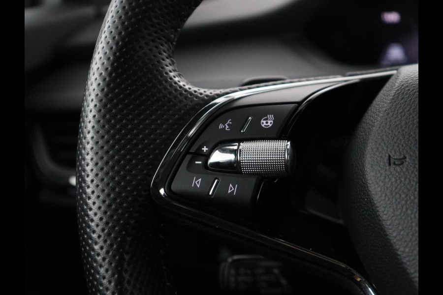 Škoda ENYAQ iV 60 Sportline | SOH 92,2% | Camera | Stuurverwarming | Adaptive Cruise | Navigatie | DAB+ | Bluetooth | Carplay | Sfeerverlichtingen | Climate control