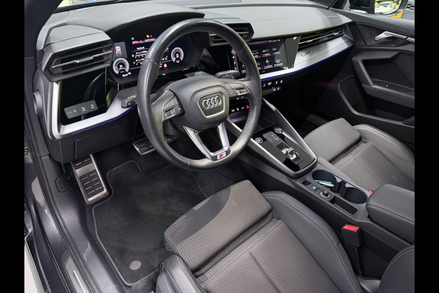 Audi A3 Sportback 45 TFSI e S edition Competition SOH 95% SFEERVERL/NAVI/V-COCKPIT/B&O/CARPLAY/ADAPT-CRUISE///