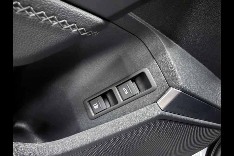 Audi A3 Sportback 45 TFSI e S edition Competition SOH 95% SFEERVERL/NAVI/V-COCKPIT/B&O/CARPLAY/ADAPT-CRUISE///
