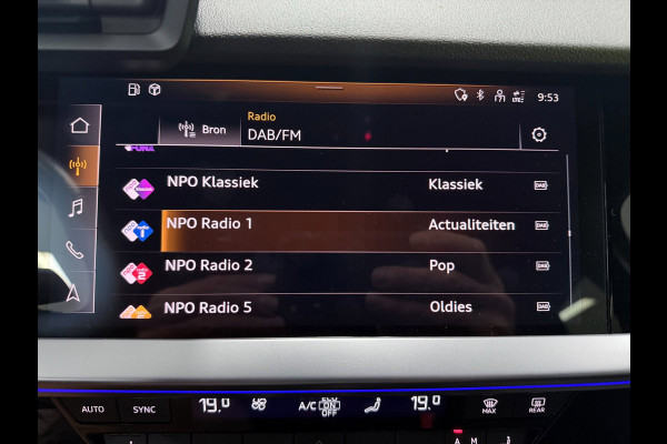 Audi A3 Sportback 45 TFSI e S edition Competition SOH 95% SFEERVERL/NAVI/V-COCKPIT/B&O/CARPLAY/ADAPT-CRUISE///