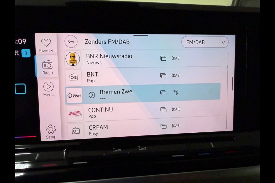 Volkswagen Multivan 1.4 eHybrid BULLI LANG SOH 91% NAVI/CARPLAY/DAB/ADAPT-CRUISE/TREKH/LED/ECC/PDC///