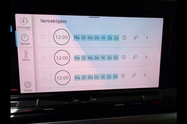 Volkswagen Multivan 1.4 eHybrid BULLI LANG SOH 91% NAVI/CARPLAY/DAB/ADAPT-CRUISE/TREKH/LED/ECC/PDC///