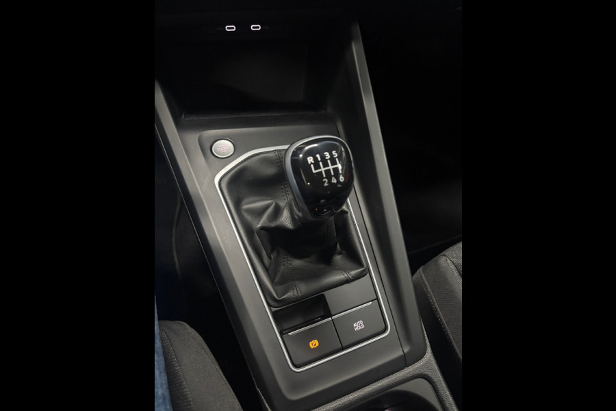 Volkswagen Golf 1.5 TSI Life Navi | Clima | Cruise | PDC