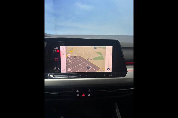 Volkswagen Golf 1.5 TSI Life Navi | Clima | Cruise | PDC