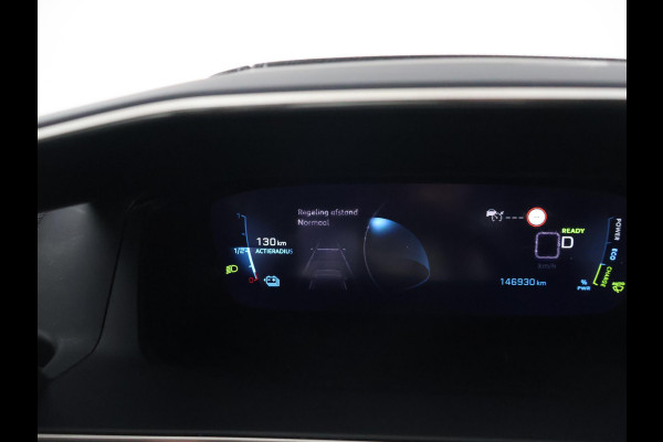 Peugeot e-2008 EV GT PREMIERE + PANORAMA SCHUIFDAK | ADAPTIVE CRUISE | STOELVERWARMING | CAMERA