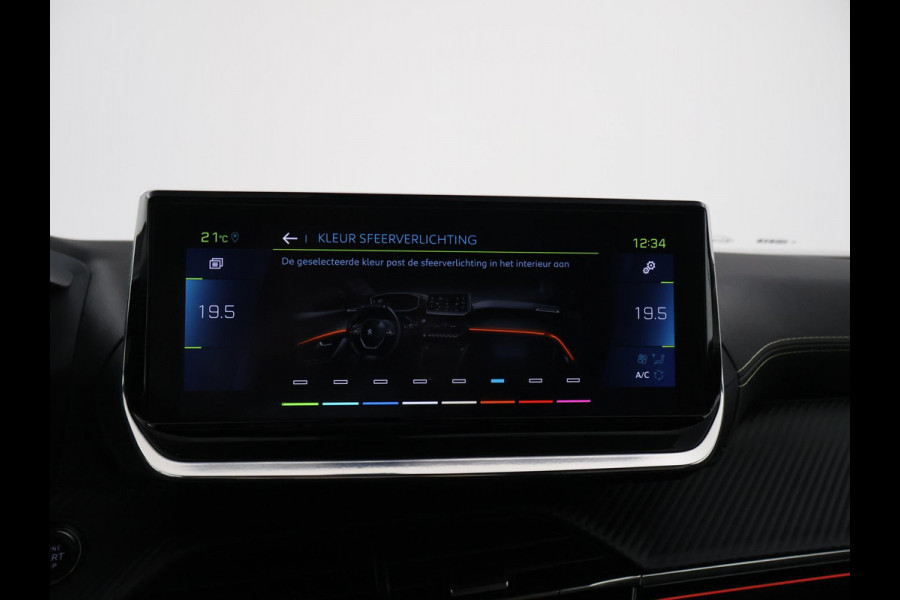 Peugeot e-2008 EV GT PREMIERE + PANORAMA SCHUIFDAK | ADAPTIVE CRUISE | STOELVERWARMING | CAMERA