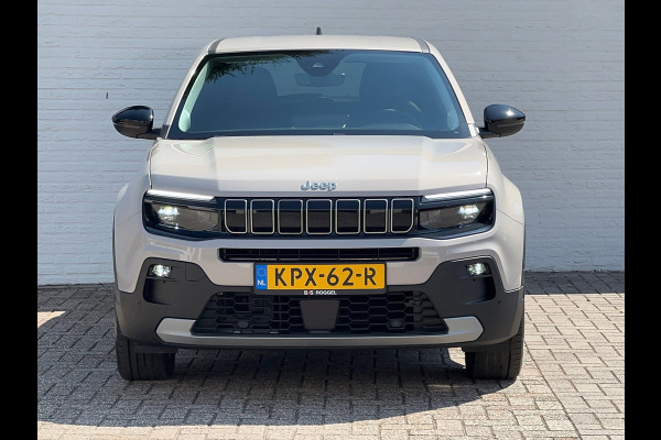 Jeep Avenger Summit 54 kWh Clima Camera Carplay PDC voor en achter Half Leder