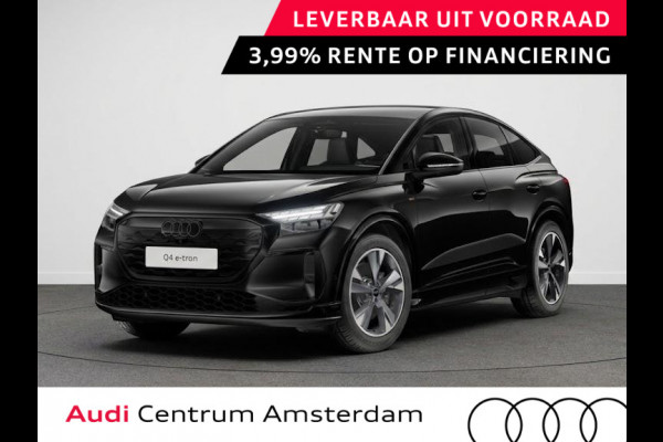 Audi Q4 e-tron S edition e-tron 82 kWh 286 pk | Glazen panoramadak | Trekhaak | Techniekpakket plus | Optiekpakket zwart-glanzend |