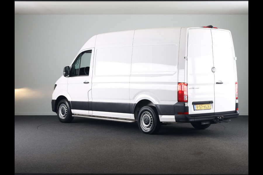Volkswagen Crafter 35 2.0 TDI L3H3 Highline EURO VI 140 pk Automaat | Navigatie | Trekhaak | Parkeersensoren | Achteruitrijcamera | Cruise control |