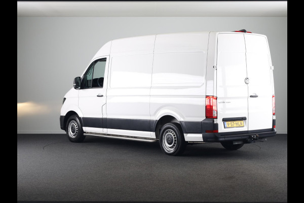 Volkswagen Crafter 35 2.0 TDI L3H3 Highline EURO VI 140 pk Automaat | Navigatie | Trekhaak | Parkeersensoren | Achteruitrijcamera | Cruise control |