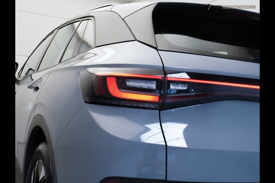 Volkswagen ID.4 Pro 77 kWh SOH 94% (ALCANTARA,STOELVERWARMING,APPLE CARPLAY,LED VERLICHTING,PARKEERSENSOREN,TREKHAAK,LM-VELGEN)