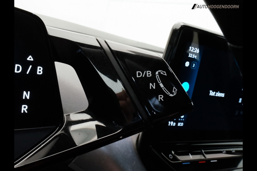 Volkswagen ID.4 Pro 77 kWh SOH 94% (ALCANTARA,STOELVERWARMING,APPLE CARPLAY,LED VERLICHTING,PARKEERSENSOREN,TREKHAAK,LM-VELGEN)
