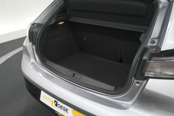 Peugeot 208 1.2 Hybrid 110 e-DCS6 Allure | Apple Carplay | Parkeersensoren Voor + Achter | Climate Control