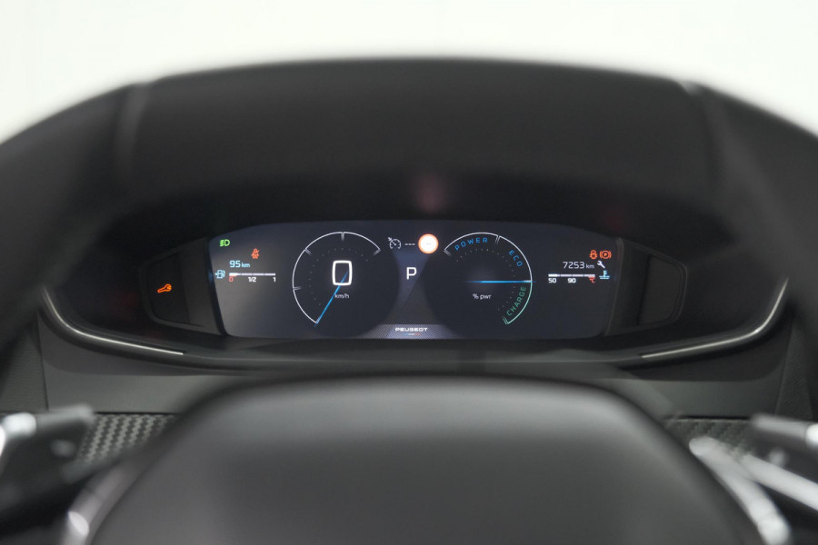 Peugeot 208 1.2 Hybrid 110 e-DCS6 Allure | Apple Carplay | Parkeersensoren Voor + Achter | Climate Control