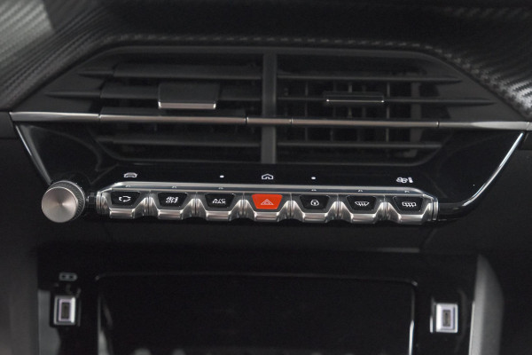 Peugeot 208 1.2 Hybrid 110 e-DCS6 Allure | Apple Carplay | Parkeersensoren Voor + Achter | Climate Control