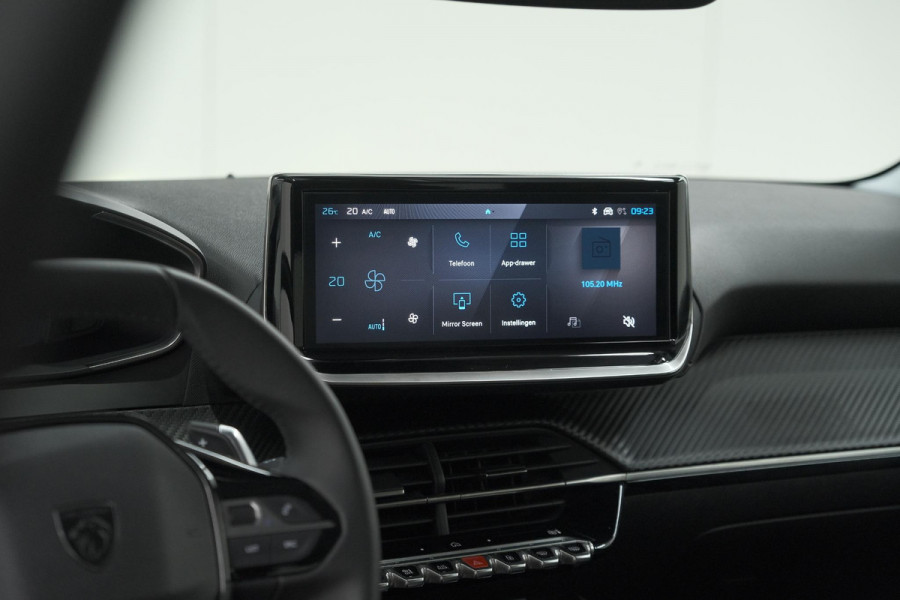 Peugeot 208 1.2 Hybrid 110 e-DCS6 Allure | Apple Carplay | Parkeersensoren Voor + Achter | Climate Control