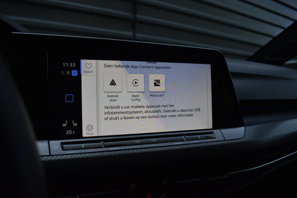 Volkswagen Golf 1.5 eTSI R-Line | Pano | Harman/Kardon | Matrix LED | ACC | Sfeerverlichting | Stuur + Stuurverwarming | Camera |