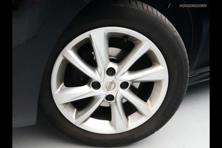 Opel Corsa 1.2 Edition Sport (APPLE CARPLAY,LED VERLICHTING,LANE ASSIST,CRUISE,CLIMATE,LM-VELGEN,NIEUWE APK,TOPCONDITIE)