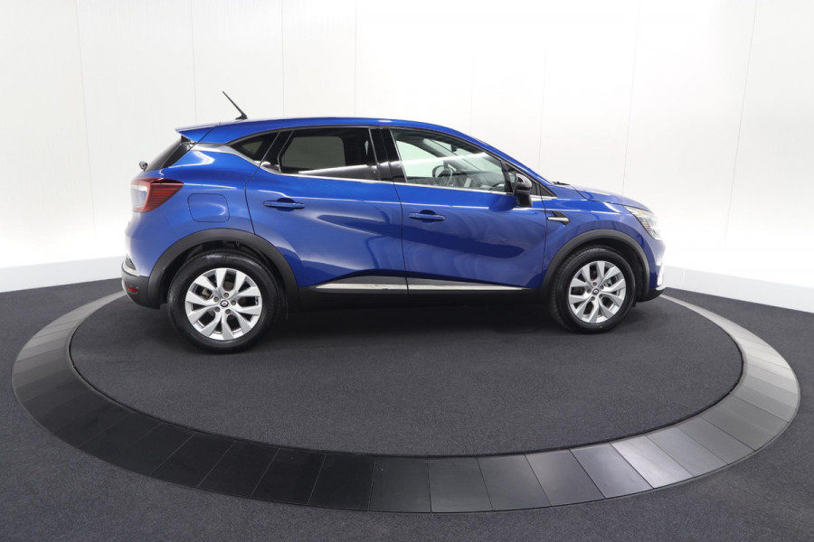 Renault Captur 1.6 E-Tech full hybrid 145 techno | Camera | Parkeersensoren | Climate control | Keyless