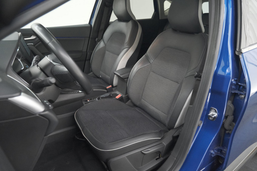 Renault Captur 1.6 E-Tech full hybrid 145 techno | Camera | Parkeersensoren | Climate control | Keyless