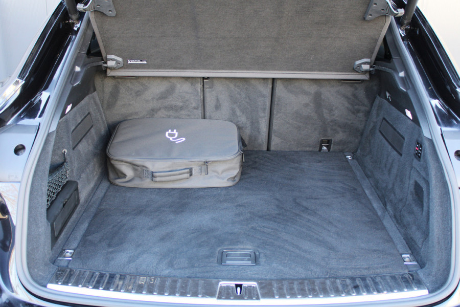 Porsche Cayenne Coupé 3.0 E-Hybrid | NAP | 360 | MEMORY | BOSE | ELEK TREKHAAK | SPORT CHRONO |