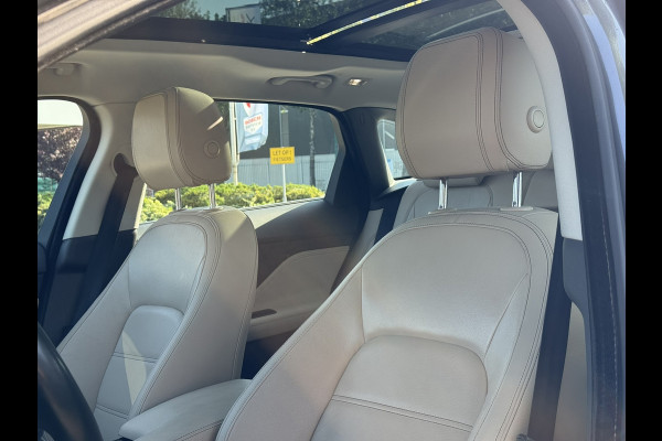 Jaguar F-Pace 2.0 Portfolio AWD 25t | Pano, Leder, Navi, Stoel+Stuurverw., Trekh., Carplay/Android | NAP | Dealeronderhouden |