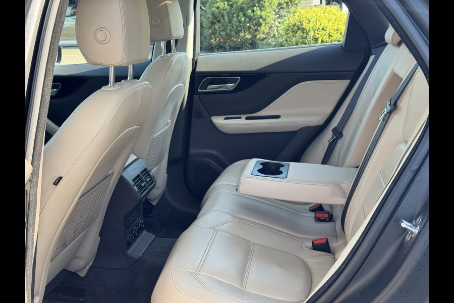 Jaguar F-Pace 2.0 Portfolio AWD 25t | Pano, Leder, Navi, Stoel+Stuurverw., Trekh., Carplay/Android | NAP | Dealeronderhouden |