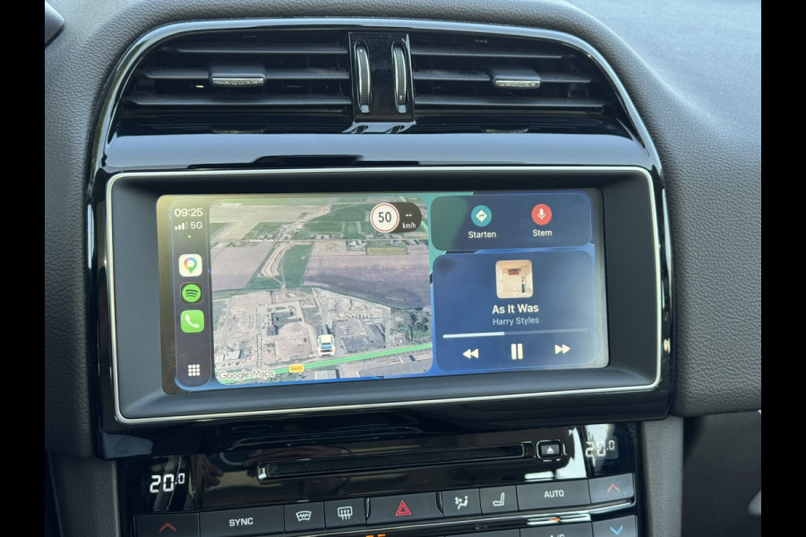Jaguar F-Pace 2.0 Portfolio AWD 25t | Pano, Leder, Navi, Stoel+Stuurverw., Trekh., Carplay/Android | NAP | Dealeronderhouden |