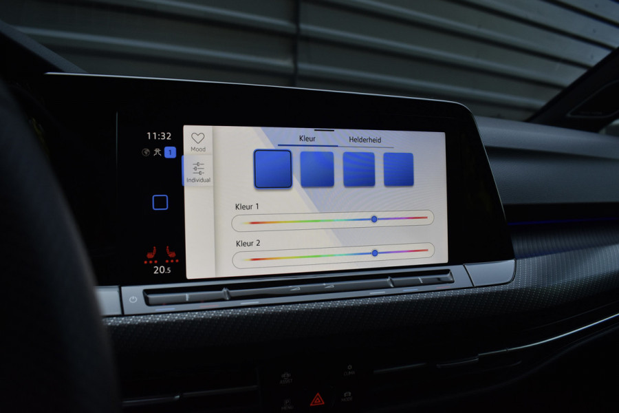Volkswagen Golf 1.5 eTSI R-Line | Pano | Harman/Kardon | Matrix LED | ACC | Sfeerverlichting | Stuur + Stuurverwarming | Camera |