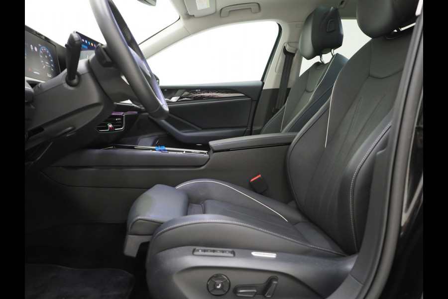 Volkswagen Passat Variant 1.5 eHybrid Elegance | 5 Jaar Garantie | Panoramadak | Leder | Trekhaak | Harman/Kardon | HUD | 360 | Sfeerlicht | Keyless
