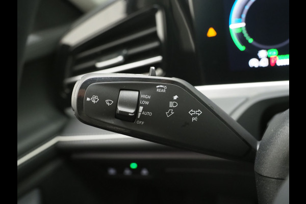 Volkswagen Passat Variant 1.5 eHybrid Elegance | 5 Jaar Garantie | Panoramadak | Leder | Trekhaak | Harman/Kardon | HUD | 360 | Sfeerlicht | Keyless