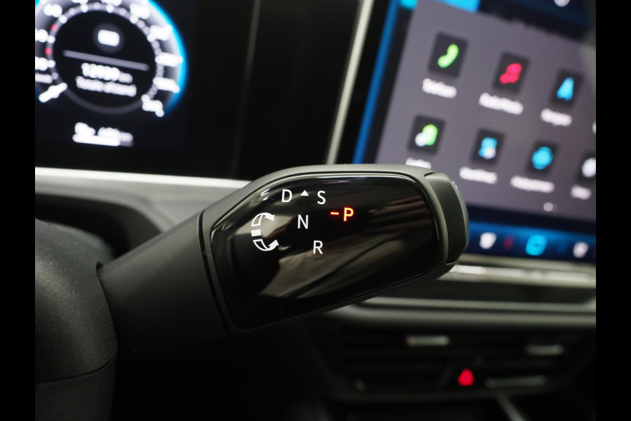 Volkswagen Passat Variant 1.5 eHybrid Elegance | 5 Jaar Garantie | Panoramadak | Leder | Trekhaak | Harman/Kardon | HUD | 360 | Sfeerlicht | Keyless